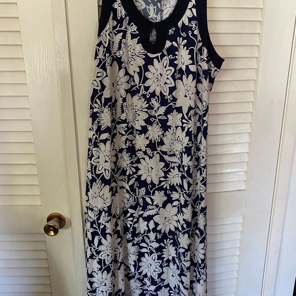 Beautiful short sleeve maxi dress